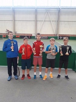 Šiauliai Open U12 turnyre čempionais tapo Šiaulių teniso mokyklos sportininkai